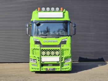 S770 V8 / 6x4 / RETARDER / FULL AIR /